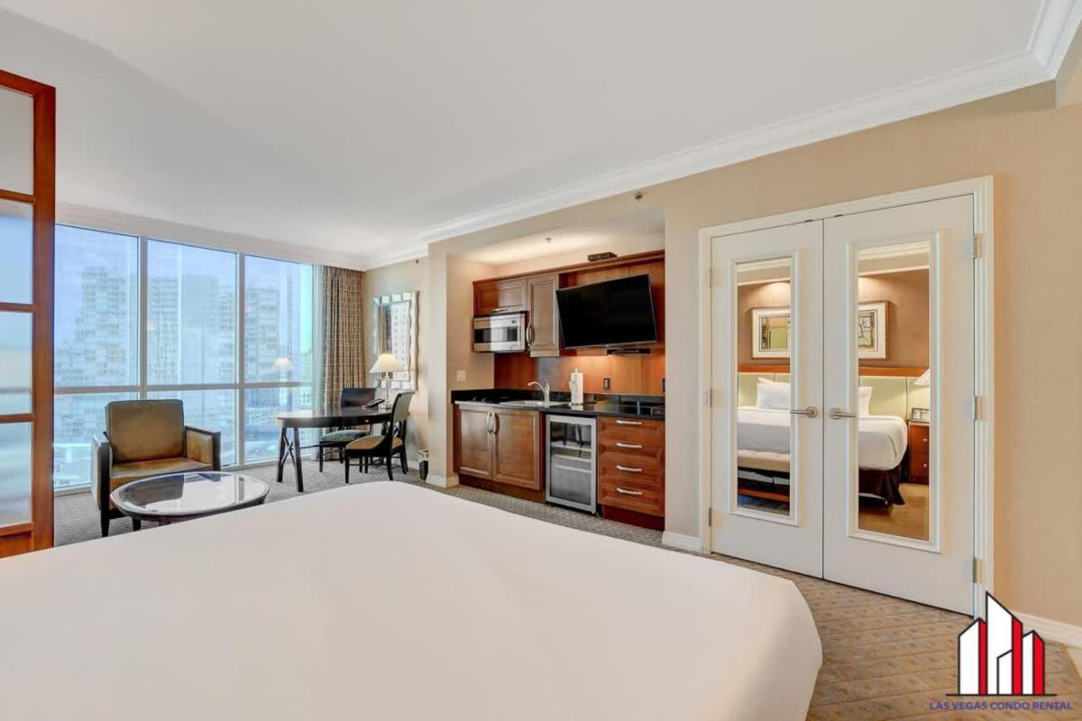 Mgm Signature-15-709 Strip View Jacuzzi Studio ลาสเวกัส ภายนอก รูปภาพ