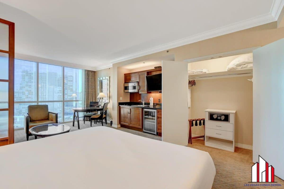 Mgm Signature-15-709 Strip View Jacuzzi Studio ลาสเวกัส ภายนอก รูปภาพ