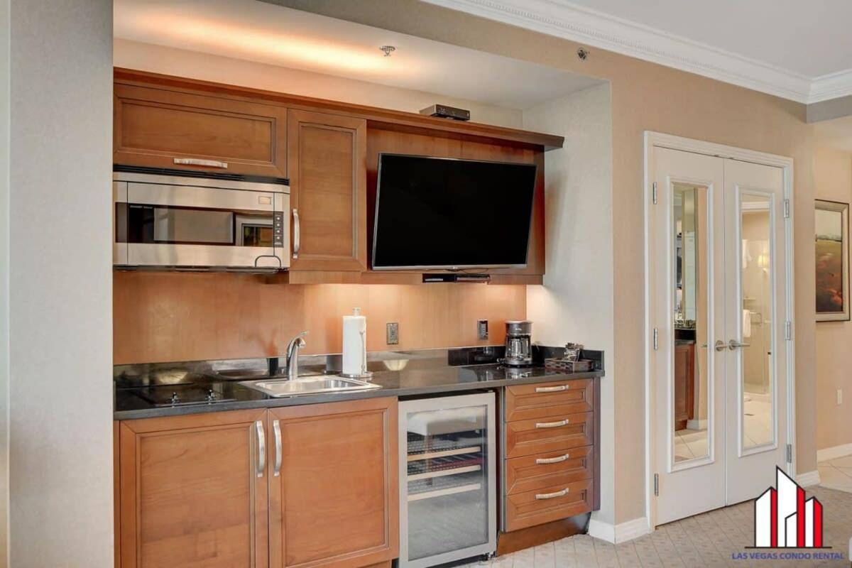 Mgm Signature-15-709 Strip View Jacuzzi Studio ลาสเวกัส ภายนอก รูปภาพ