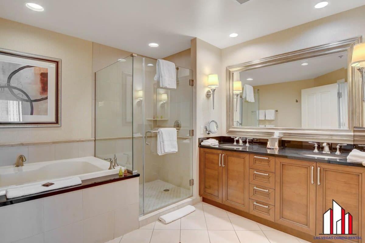Mgm Signature-15-709 Strip View Jacuzzi Studio ลาสเวกัส ภายนอก รูปภาพ