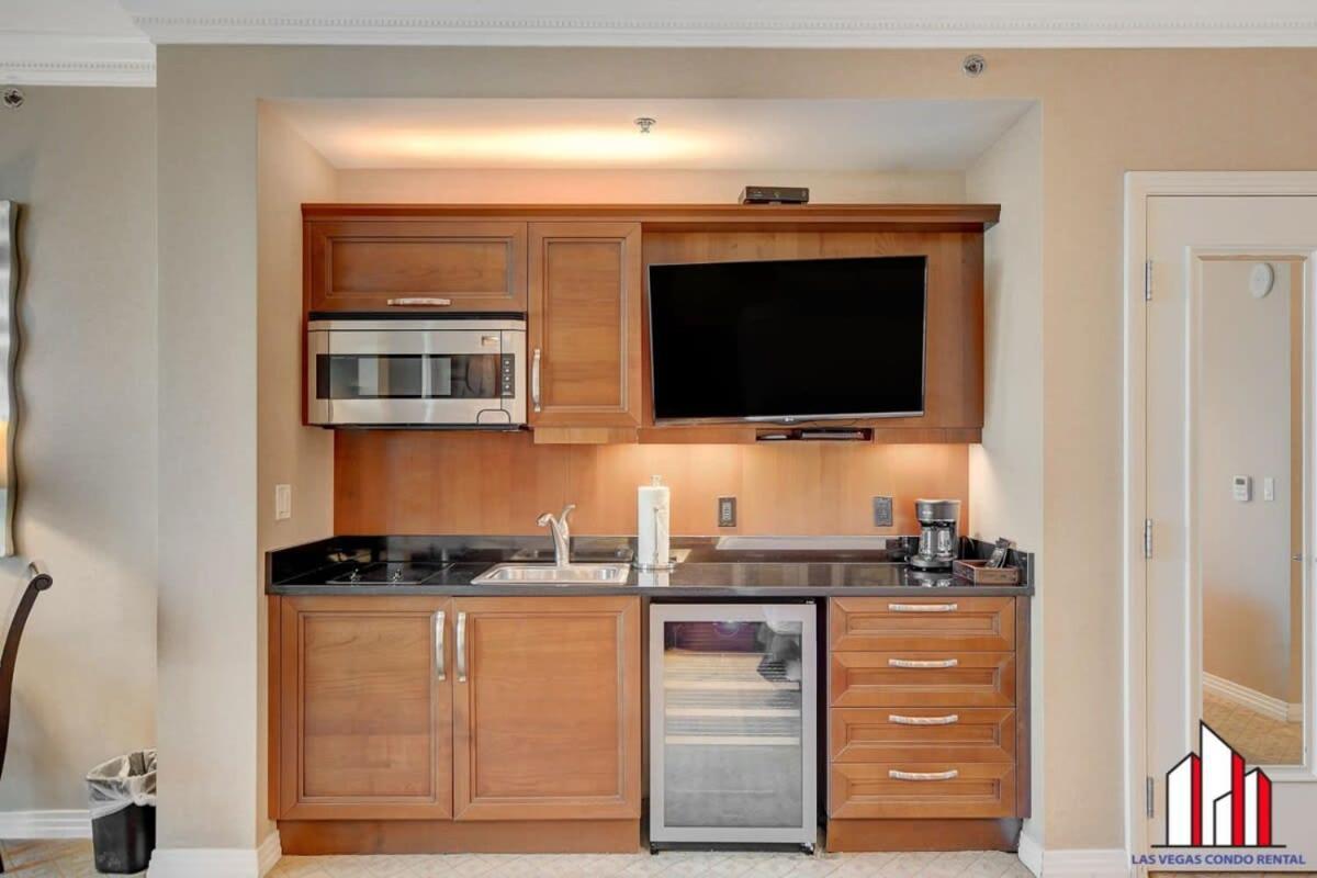 Mgm Signature-15-709 Strip View Jacuzzi Studio ลาสเวกัส ภายนอก รูปภาพ